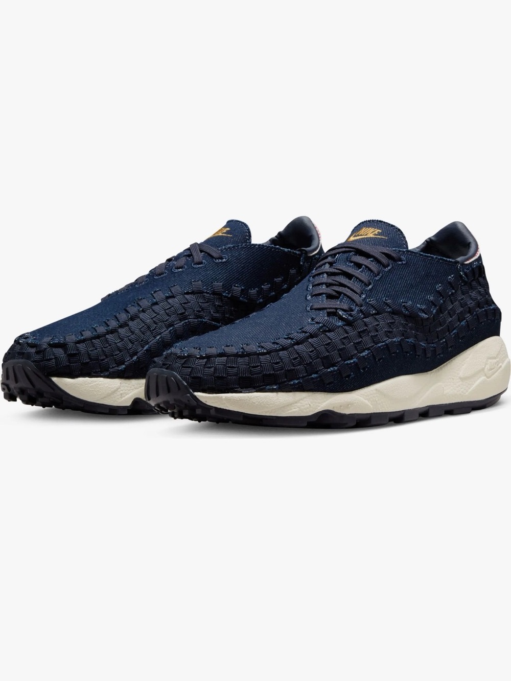 Nike Women’s Air Footscape Woven Sneaker